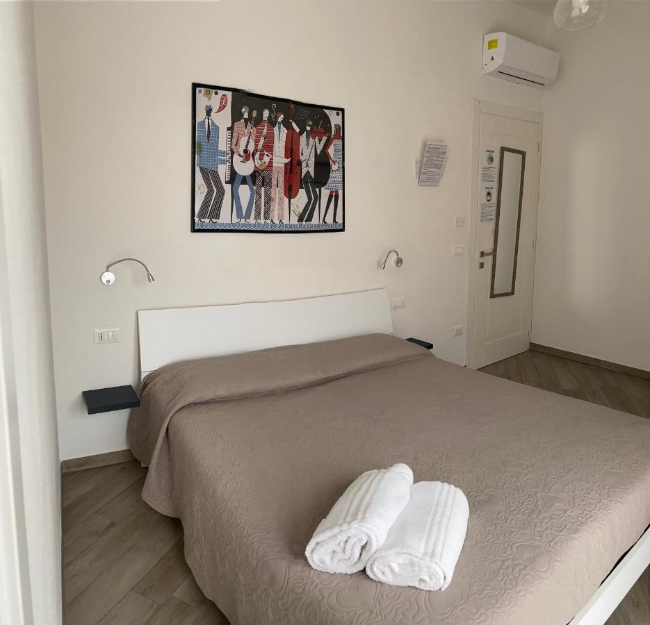 Domoblu Camere In Centro Tortolì Dış mekan fotoğraf